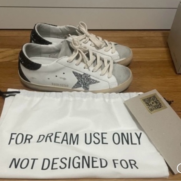 Golden Goose Super Star Sneakers - Picture 1 of 7